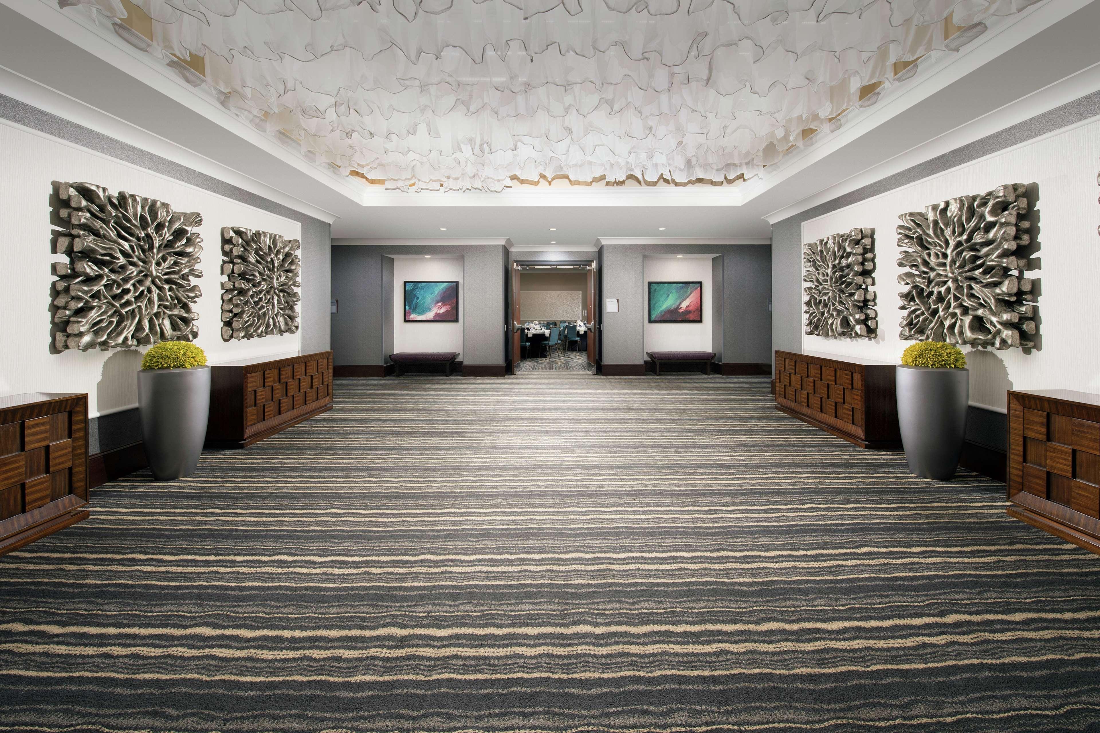 Embassy Suites By Hilton Atlanta Airport College Park Exterior foto